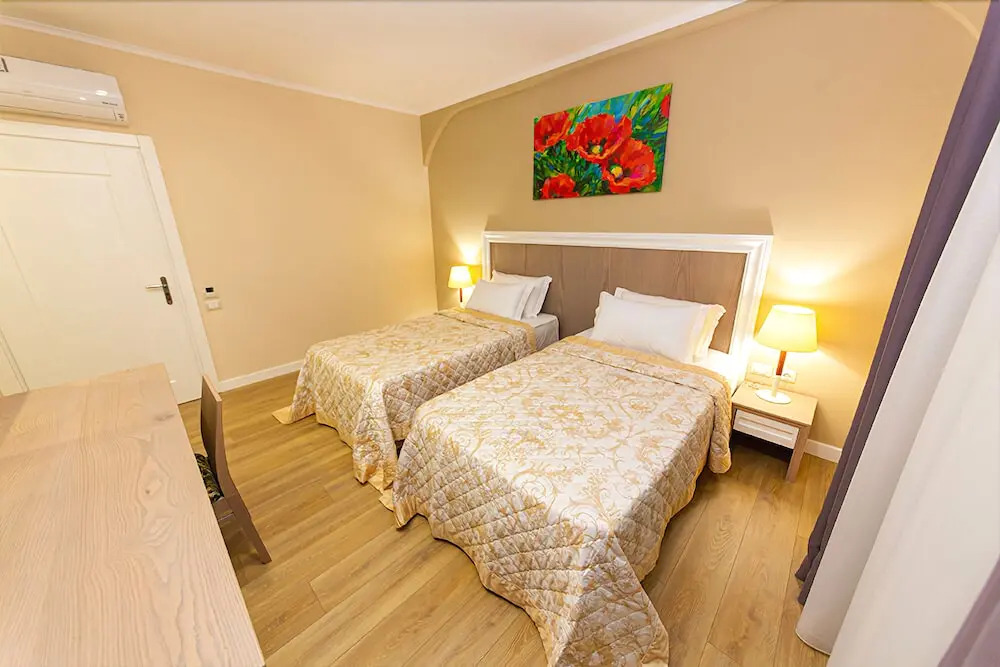 F&M Hotel 2