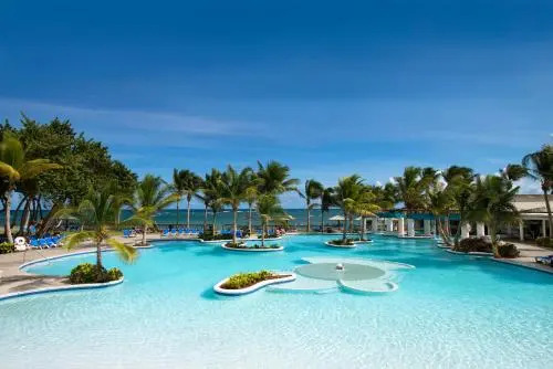 Splash at Coconut Bay Beach Resort and Spa