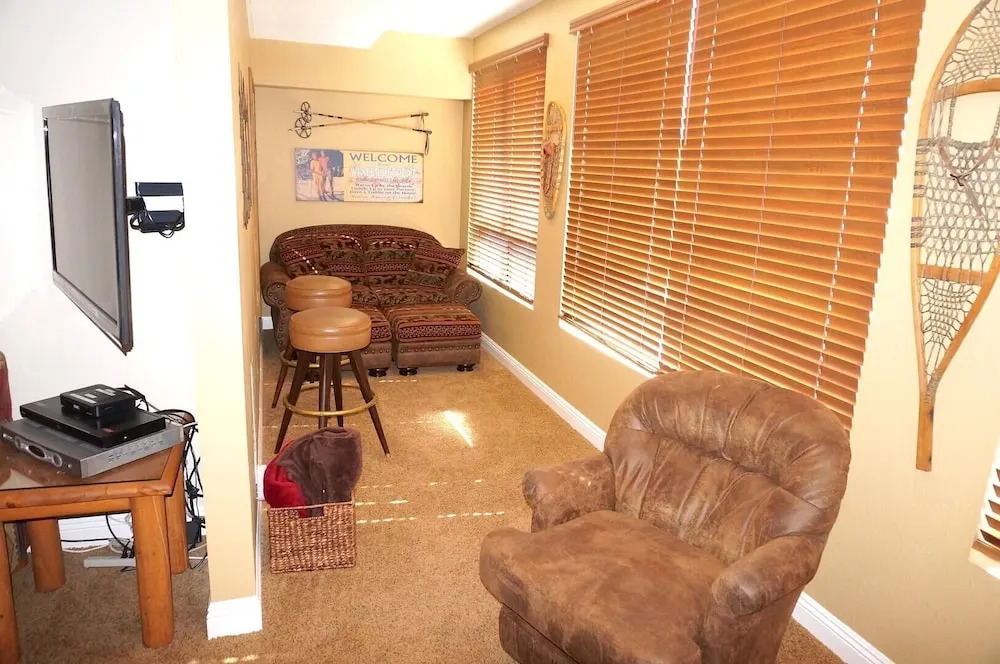 207 2 Bedroom Home
