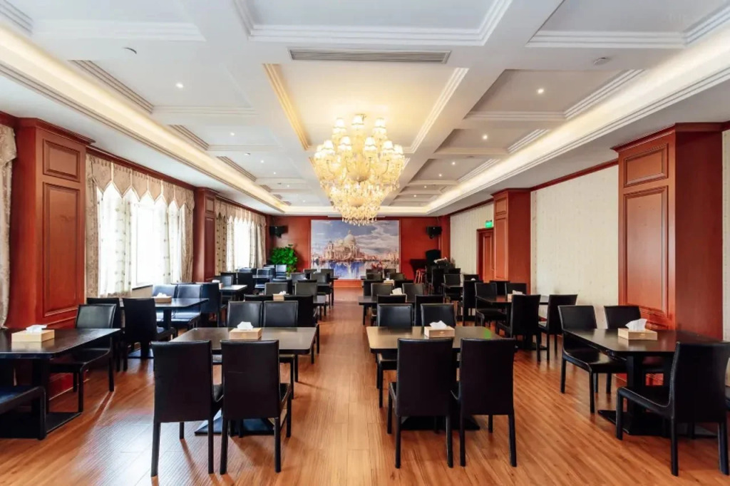 Vienna Classic Hotel (Hangzhou Linan)