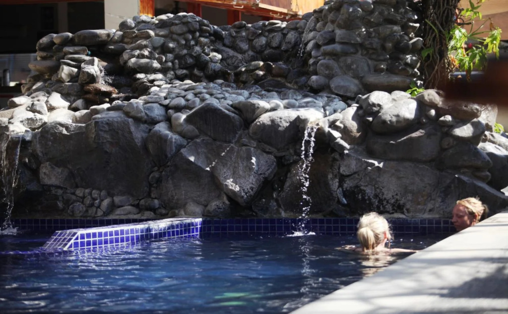 Smugglers Cove Beach Resort & Hotel