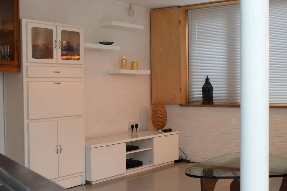 2 Bedroom House With Roof Terrace