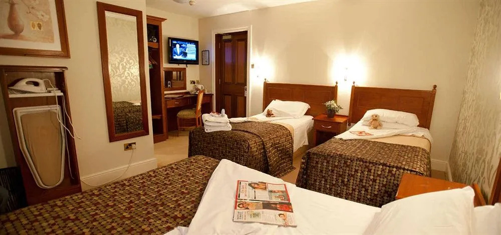 Westenra Arms Hotel