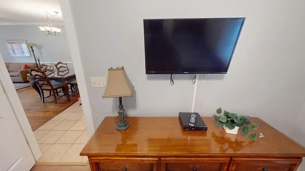 Magnolia Pointe Luster Leaf 4898-103