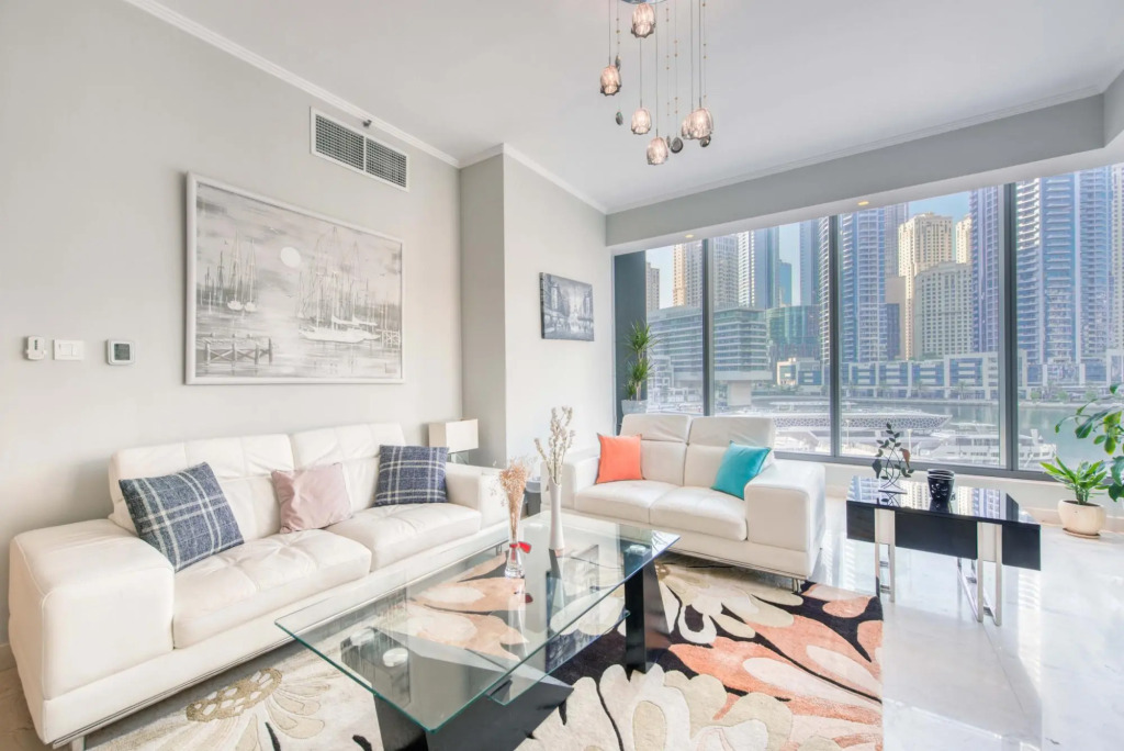 Luxury Apt w Private Jacuzzi Overlooking the Water