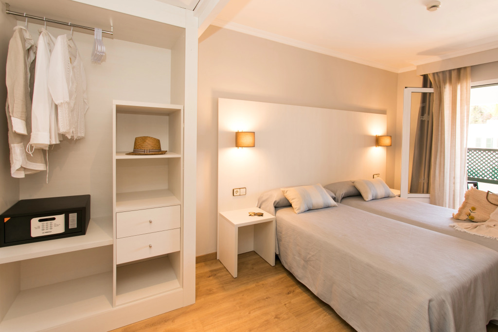 Minura Cala Galdana & Apartamentos dAljandar