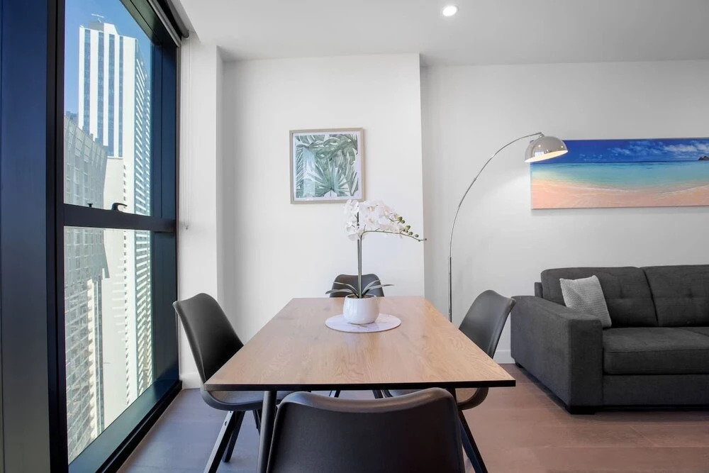 Charming Gem In Center Melbourne