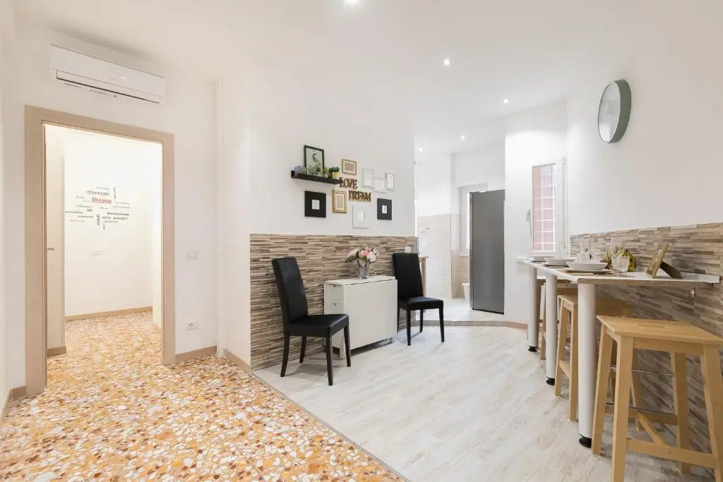 Stars Luxury Apartments 1