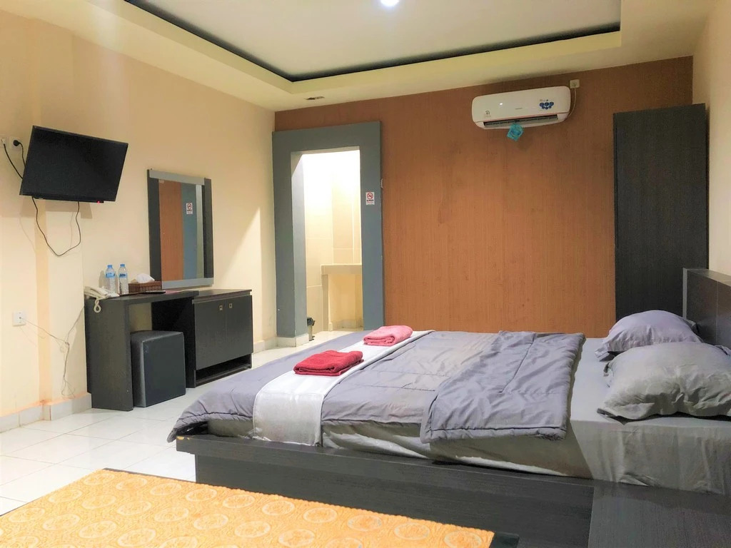 MS Hotel Pinrang Mitra RedDoorz