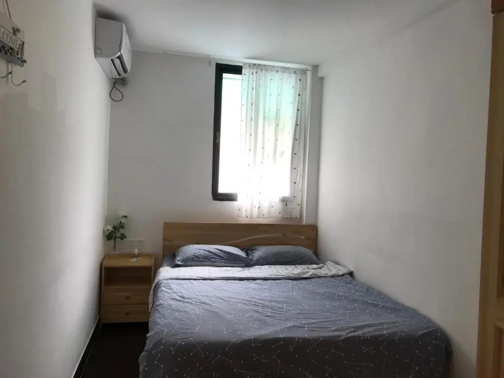 Lin Jiang Apartment