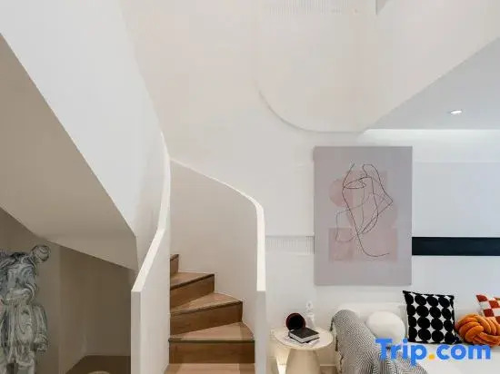 Yishu Loft Duplex Homestay (Zhangba North Road)