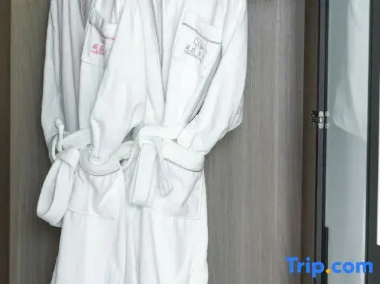 Tengchong Yueting Lanshe Hot Spring Homestay
