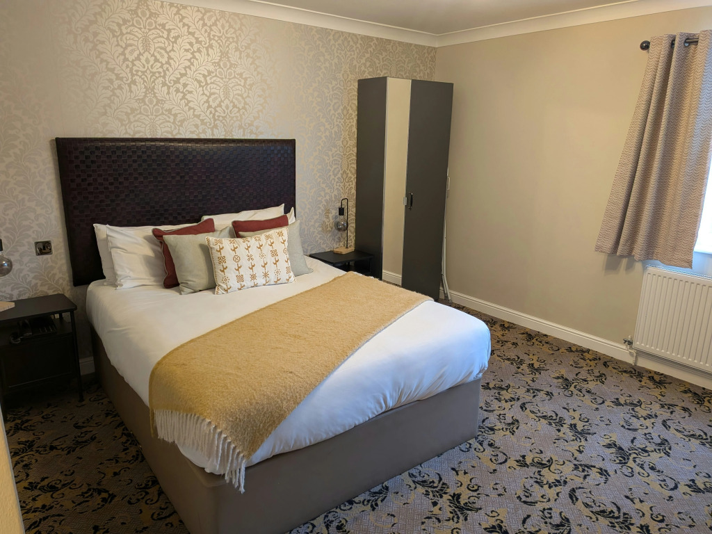 Red Hall Hotel