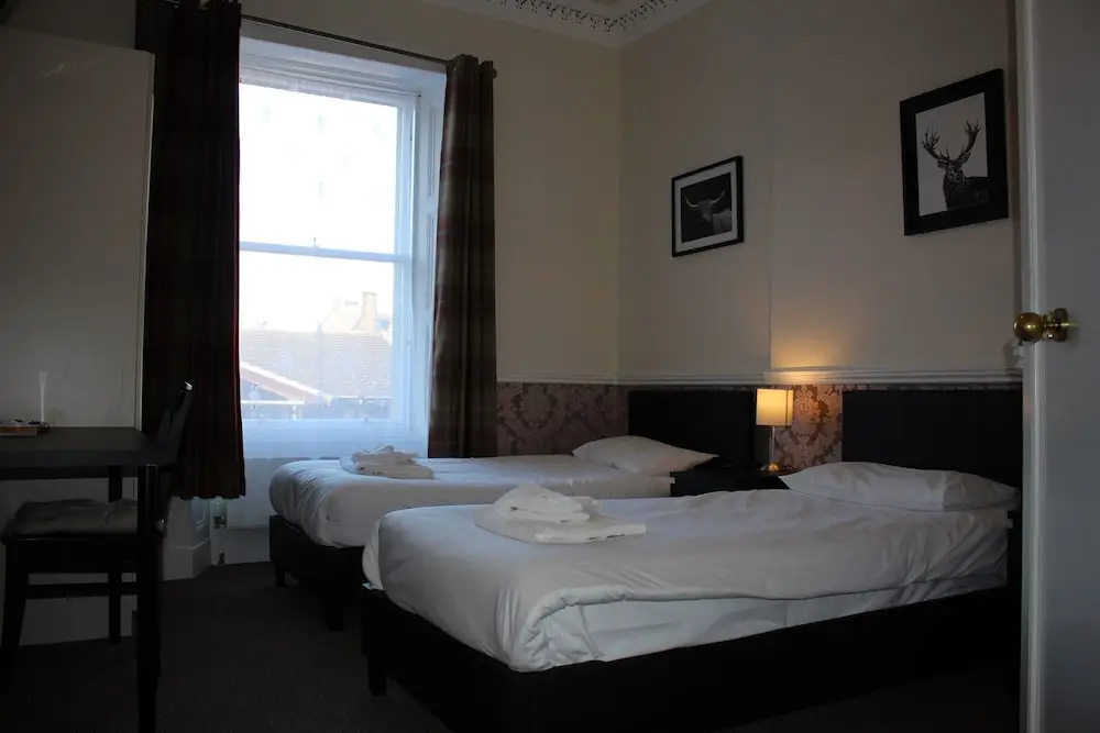 Ardmillan Hotel