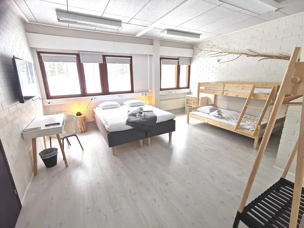 Hostel Aurora