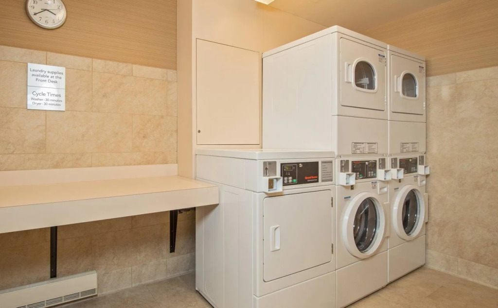 Courtyard by Marriott Glassboro Rowan University