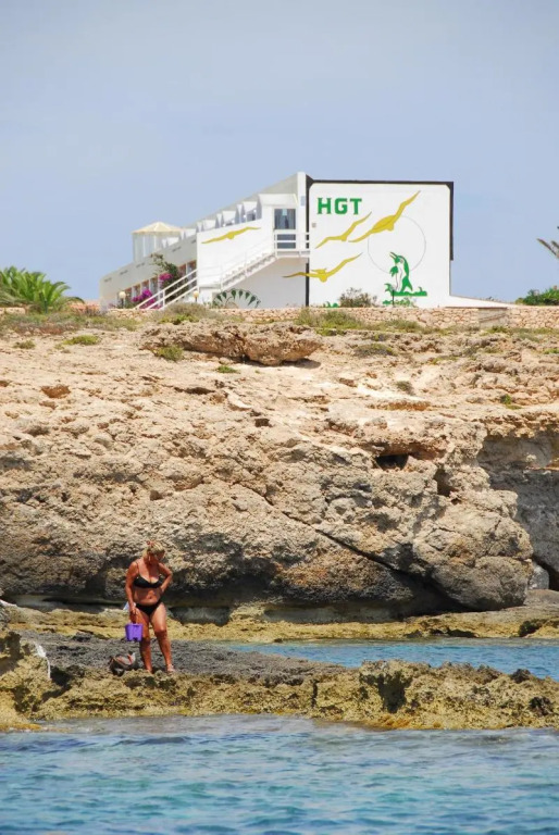 Hotel Il Faro Della Guitgia Tommasino