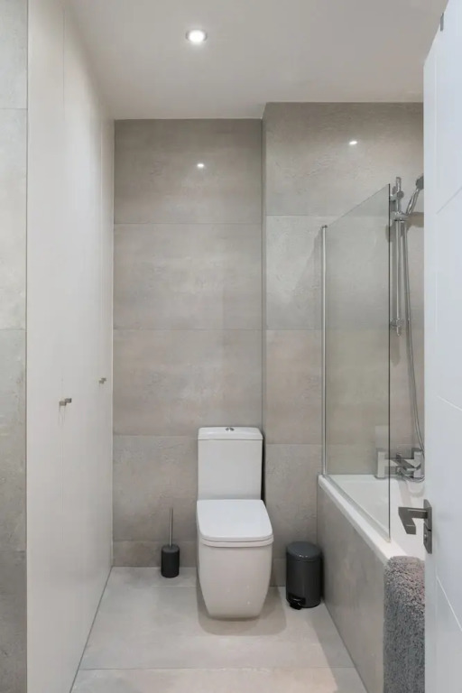 Stylish Executive Apartment in Reading