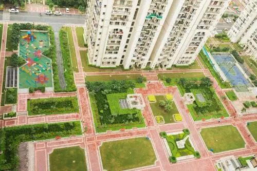 Hostie Elina-3BR Condo West/Central Delhi