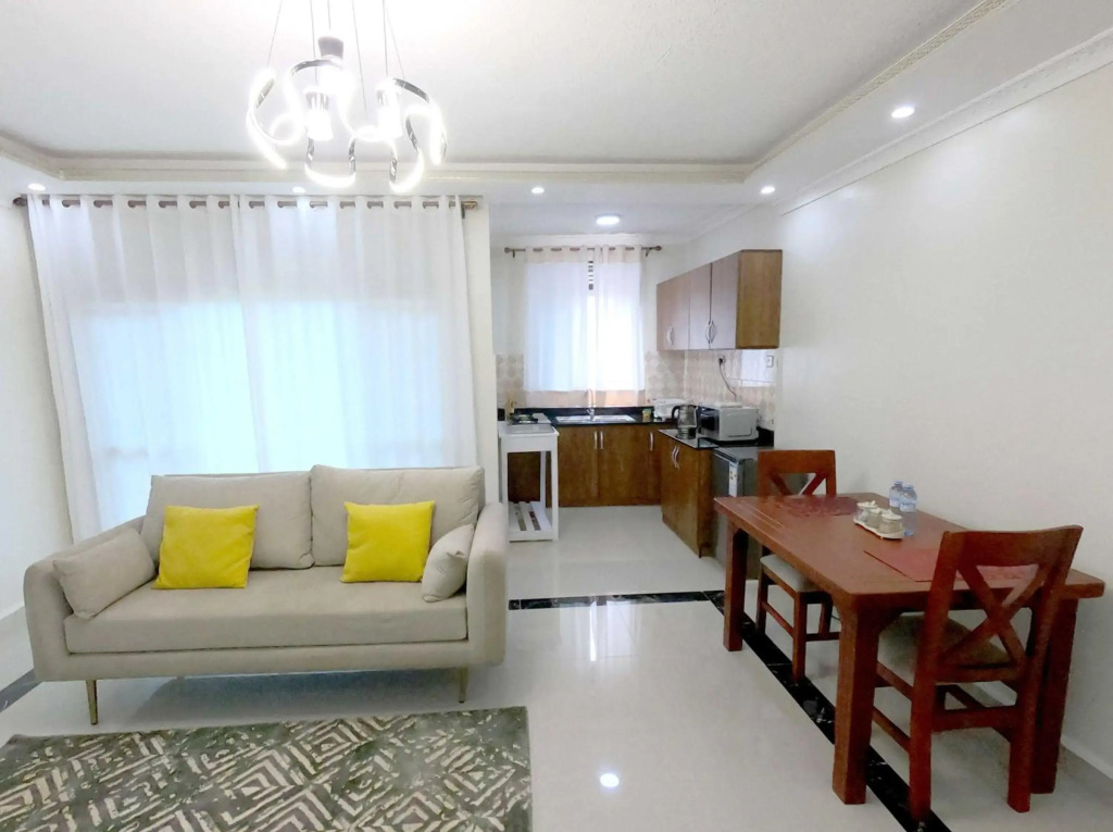 Keisha Luxury Furnished Apartment Bukoto with great Wifi and power back up
