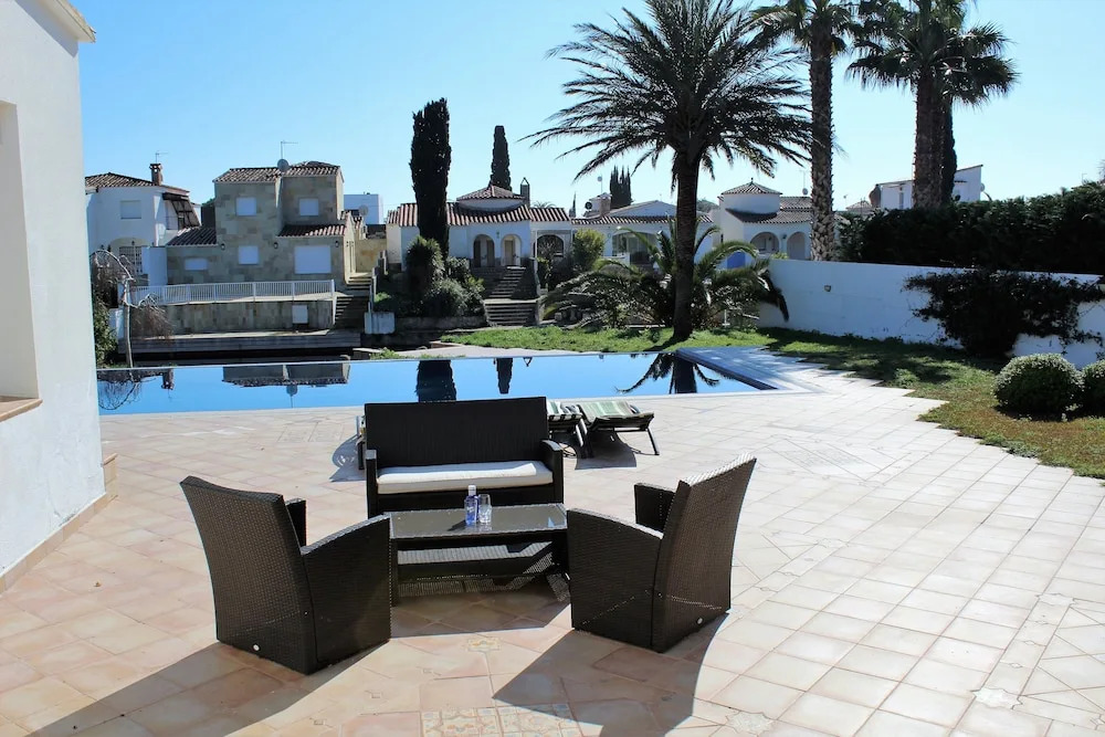 Villa 8003 Freser 4