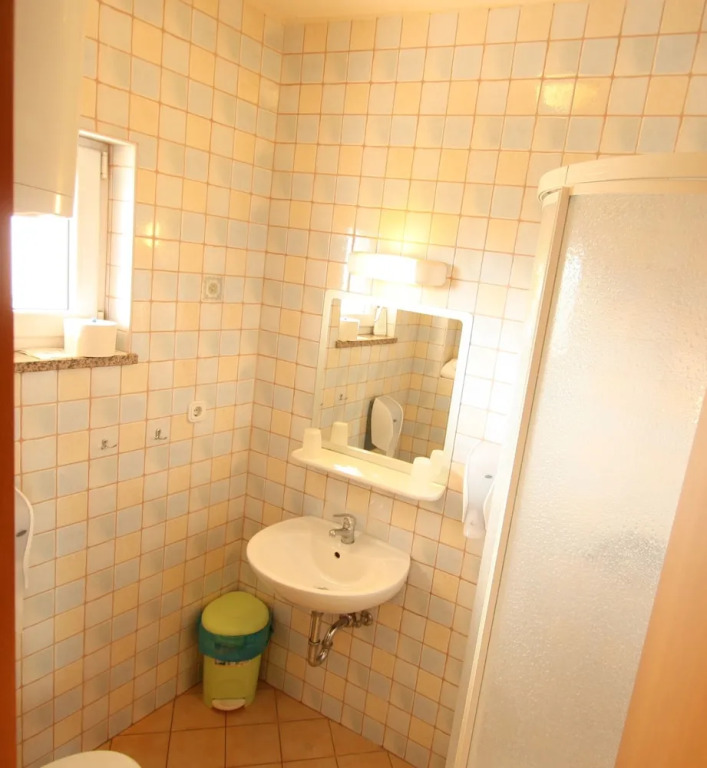 Cozy room in Porec city entrance