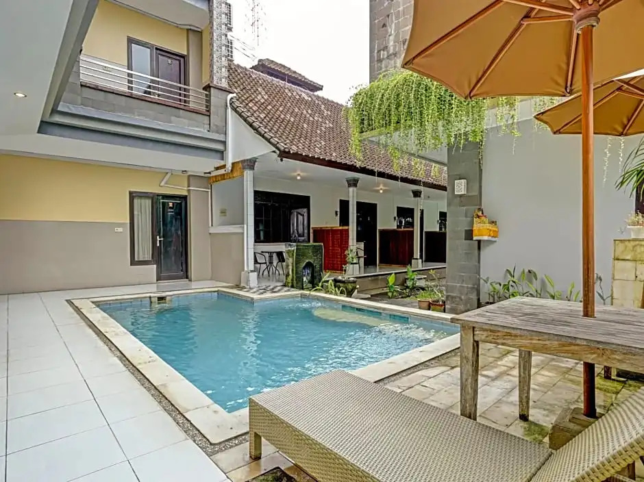 OYO 90155 Landuh Merta Residence