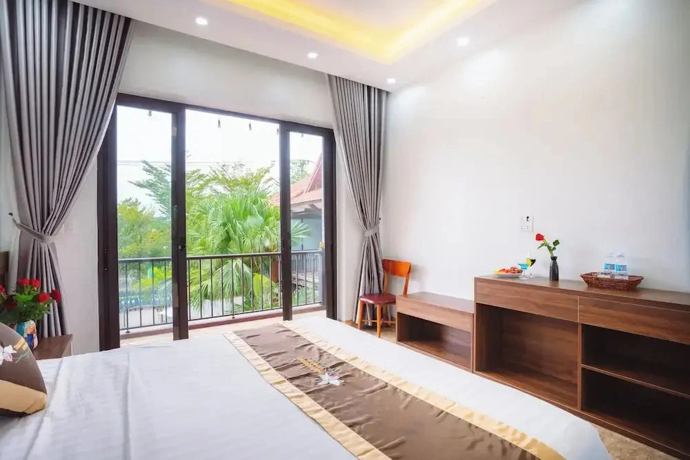 Tam Coc Little Charm Villa & Bungalow