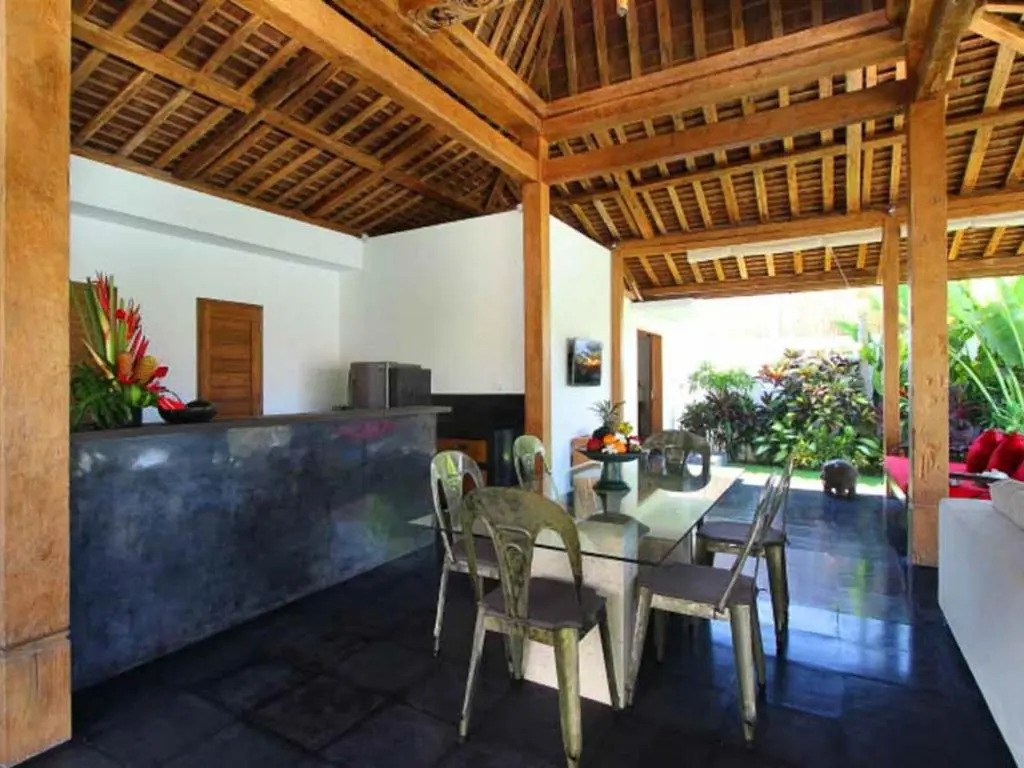 Villa Sebelah by Optimum Bali Villas