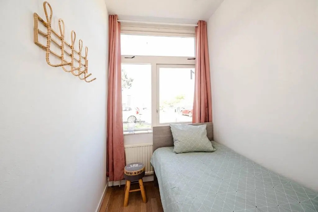 Amsterdam Beach Apartment 1, Private Garden