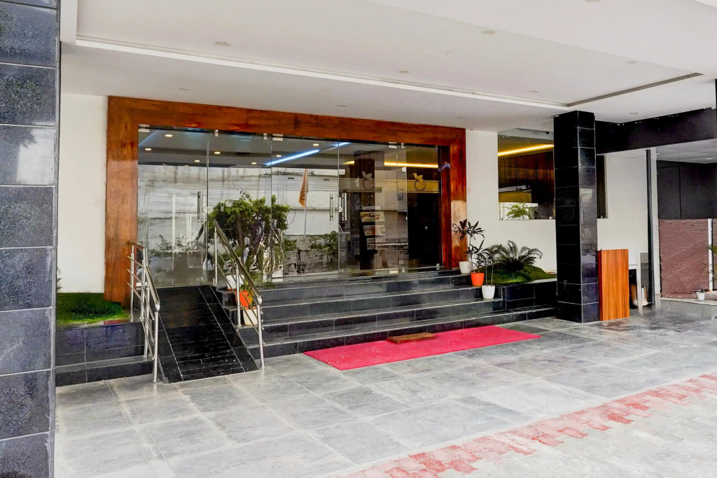 Hotel Grand Orchid