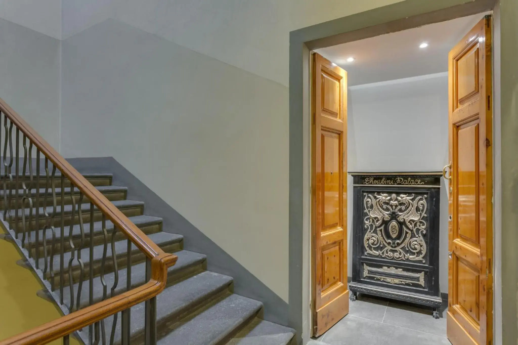 Cherubini Palace Thematic Apartment