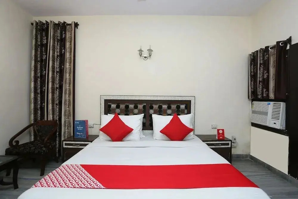 Corporate Villa By OYO Rooms