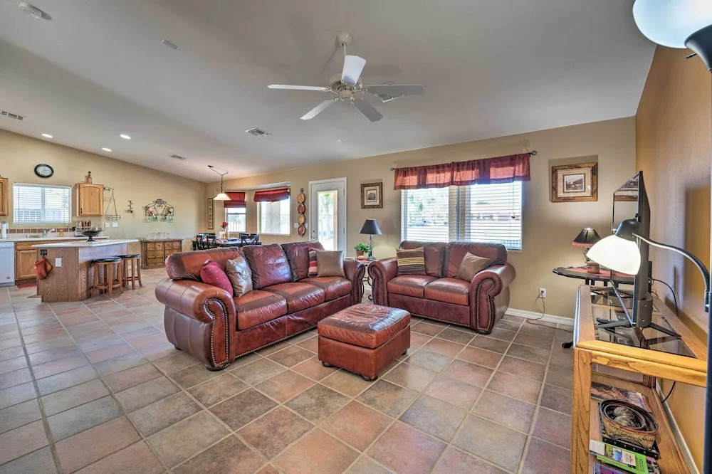 Fort Mohave Family Home w/ Golf Course Views!