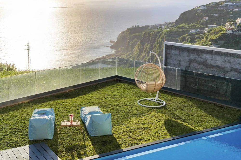 With Pool and Superb sea View - Villa Candelária