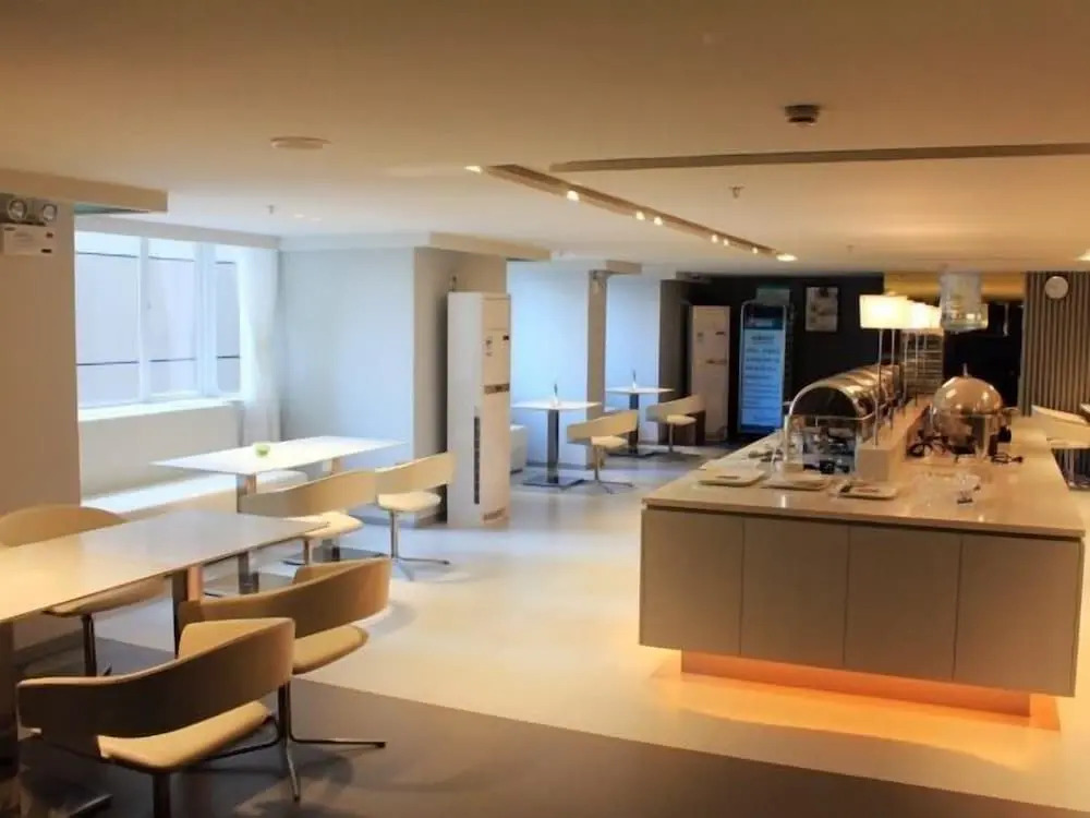 Jinjiang Inn Xiangzhou Inter-city Bus Station Hotel
