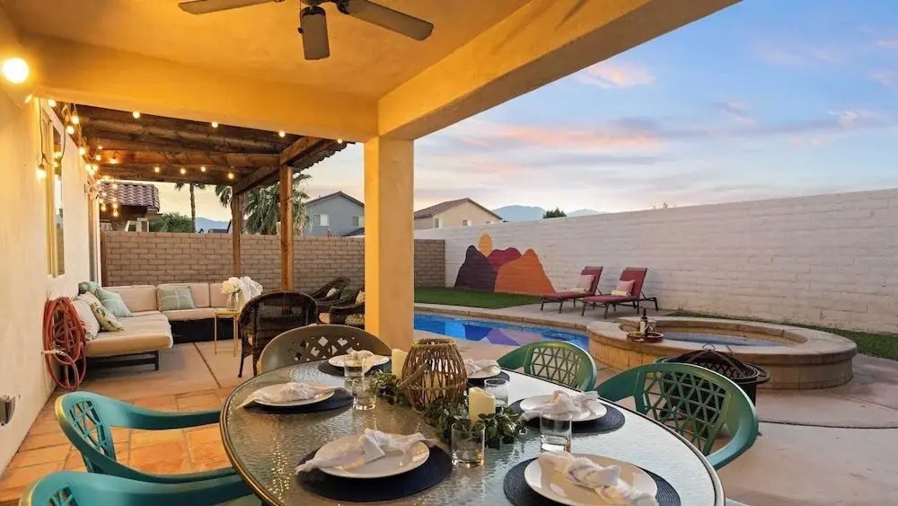 Desert Oasis w/ Pool, Spa, BBQ & Outdoor Dining Under the Palms Calle Tolosa by Avantstay