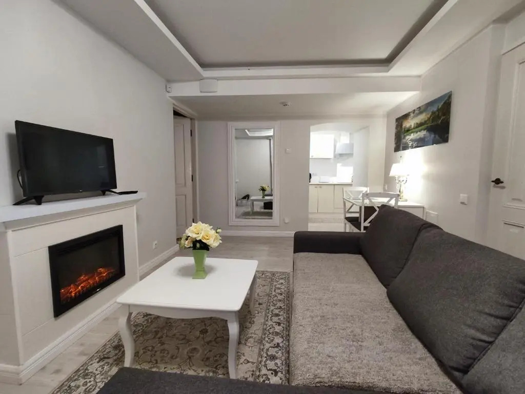 Romantic suite with sauna, free parking
