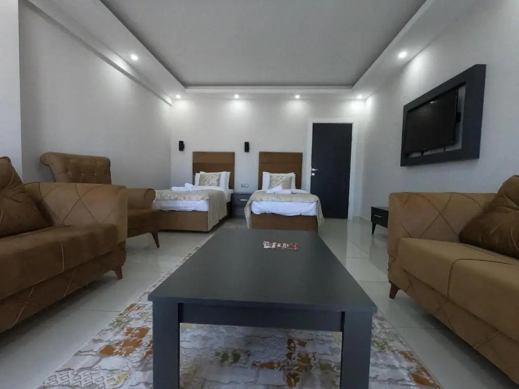 CNR OTEL Airport