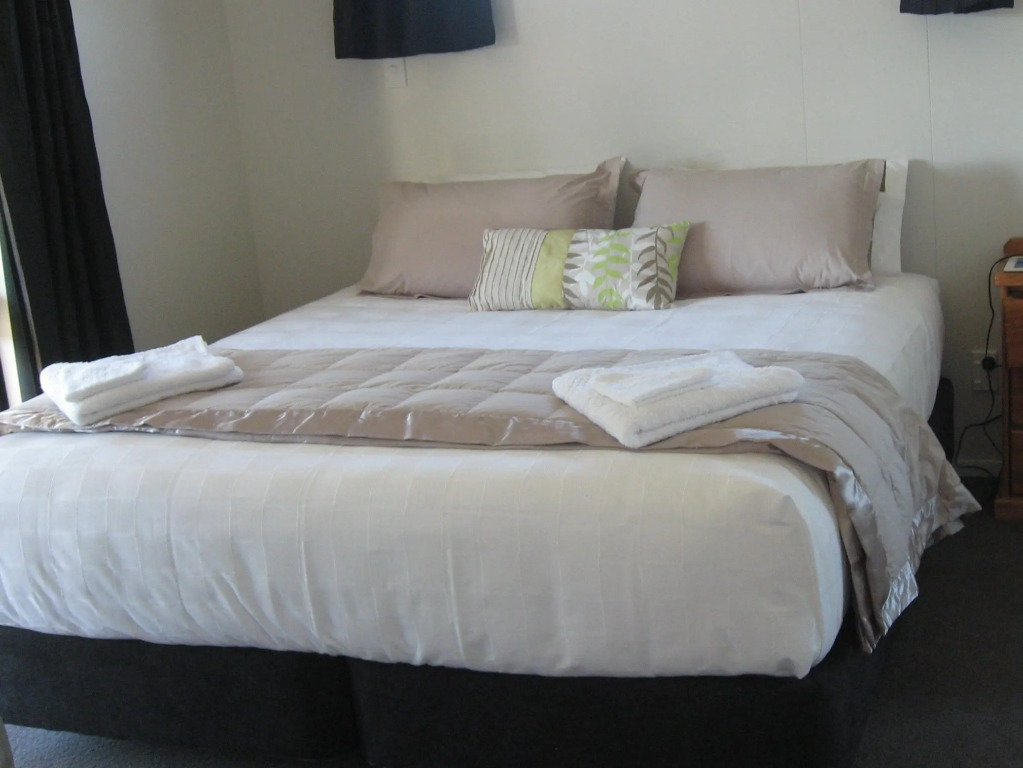 Bluebell Lodge and Cottage