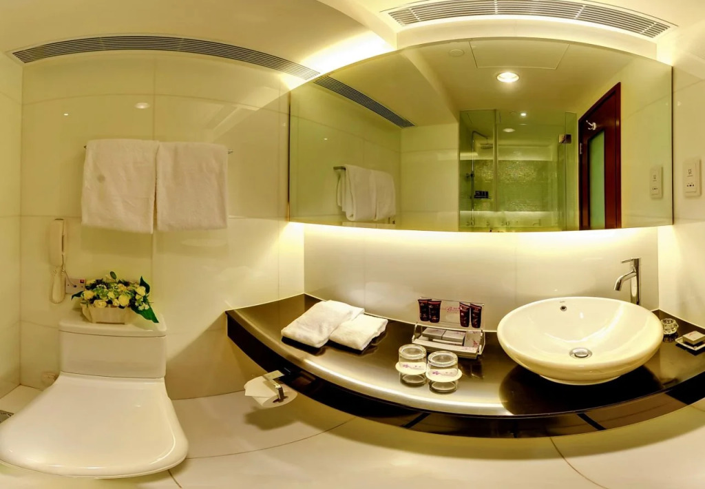 The Bauhinia Hotel - Central