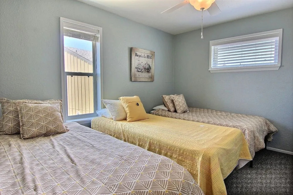 Water's Edge 6LC 4 Bedrooms 2 Bathrooms Home