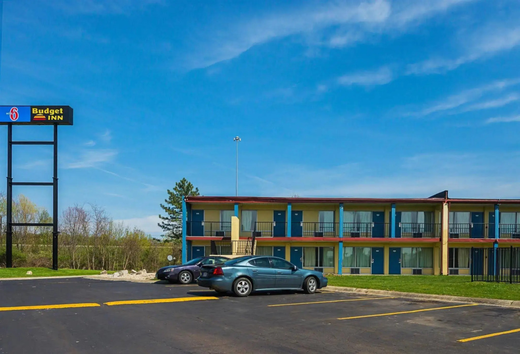 Relax Inn by OYO Columbus OH I 70