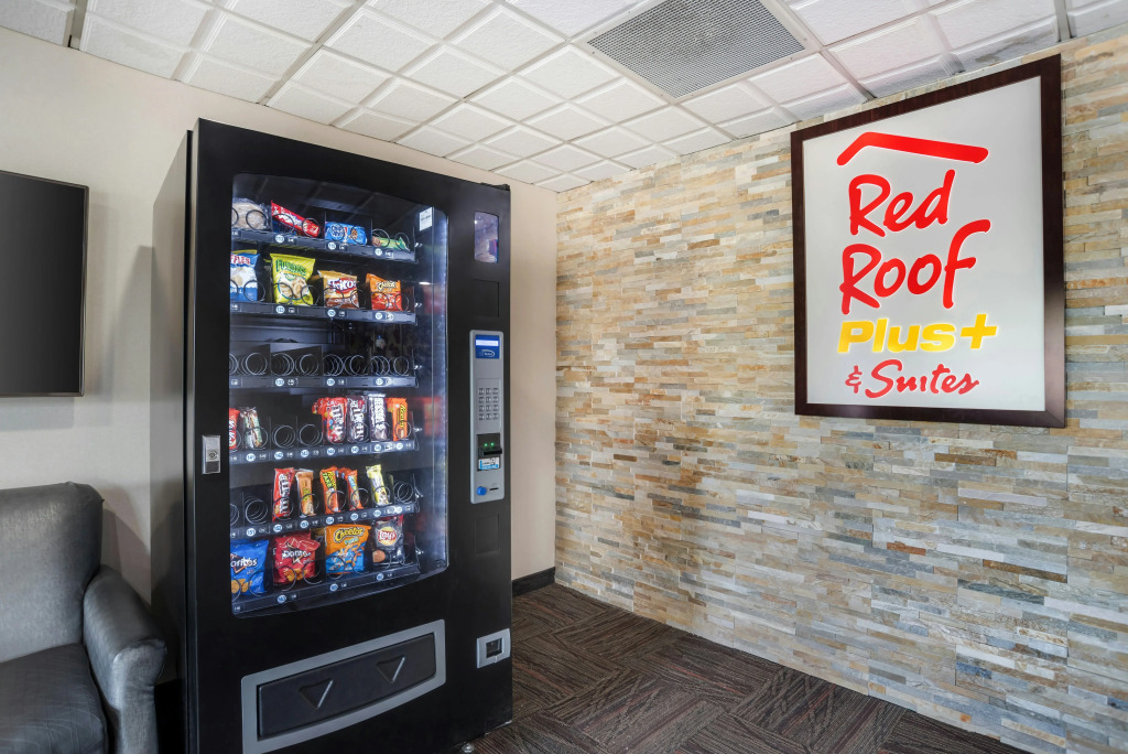 Red Roof Inn PLUS & Suites Vicksburg
