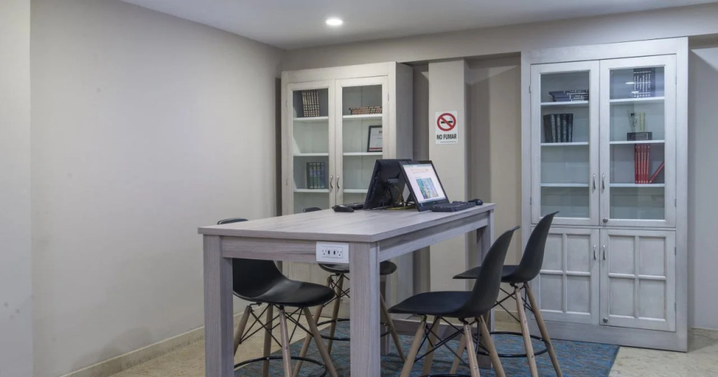 Holiday Inn & Suites Mexico Zona Reforma by IHG