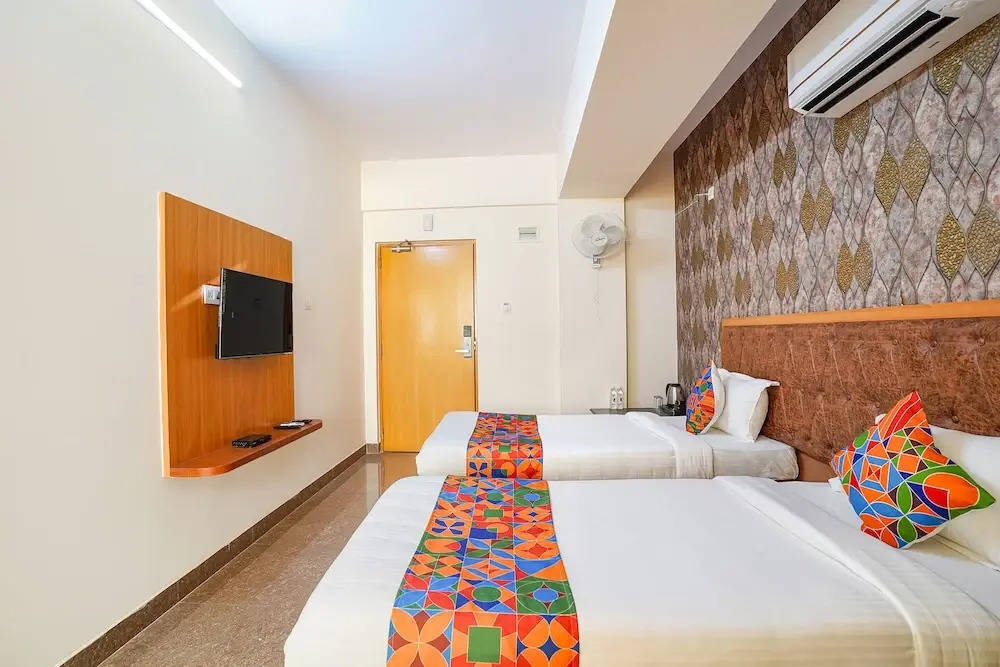 Super Townhouse Oak Electronic City Formerly Hotel Trubell