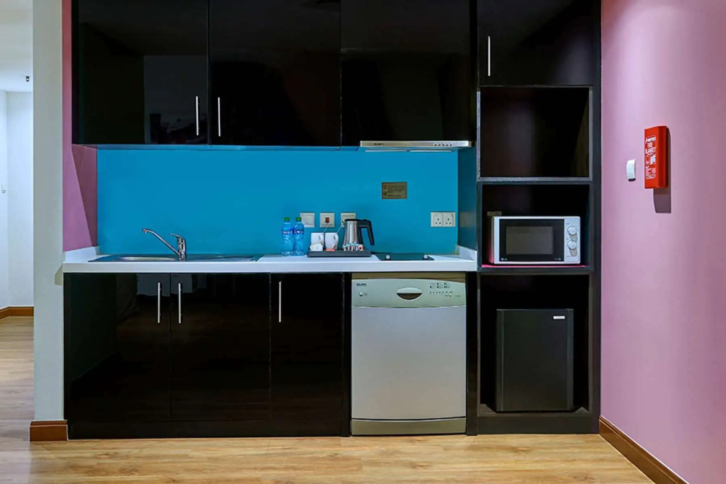 Ramada Hotel, Suites and Apartments by Wyndham Dubai JBR