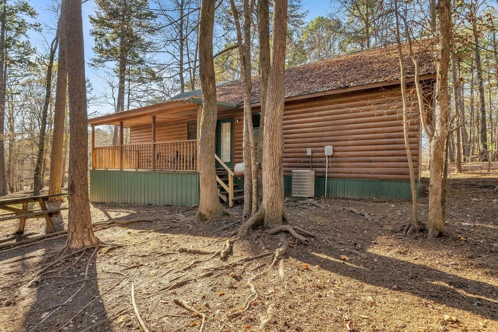 The Honeysuckle 2 Bedroom Cabin by Redawning