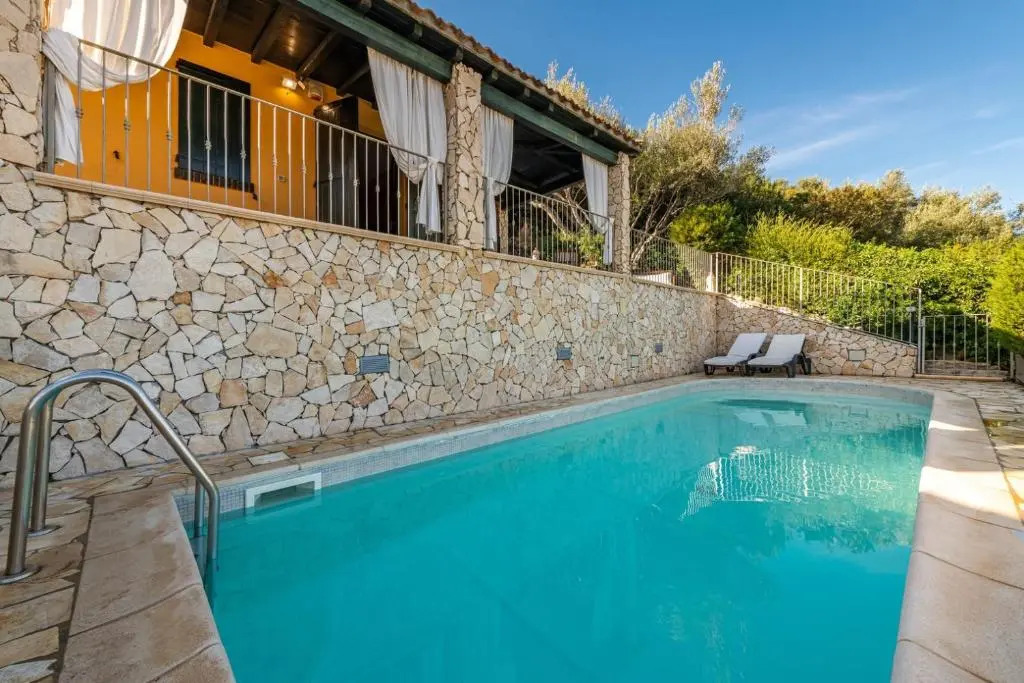 Villa Giglio private pool wifi parking and stunning view
