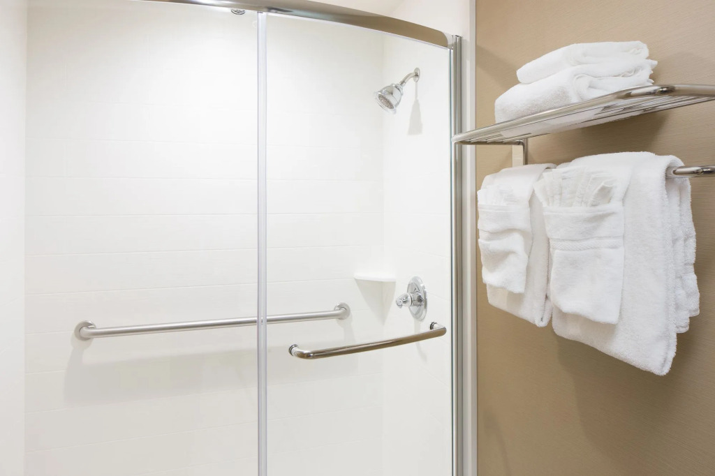 Holiday Inn Hotel & Suites Overland Park-West by IHG
